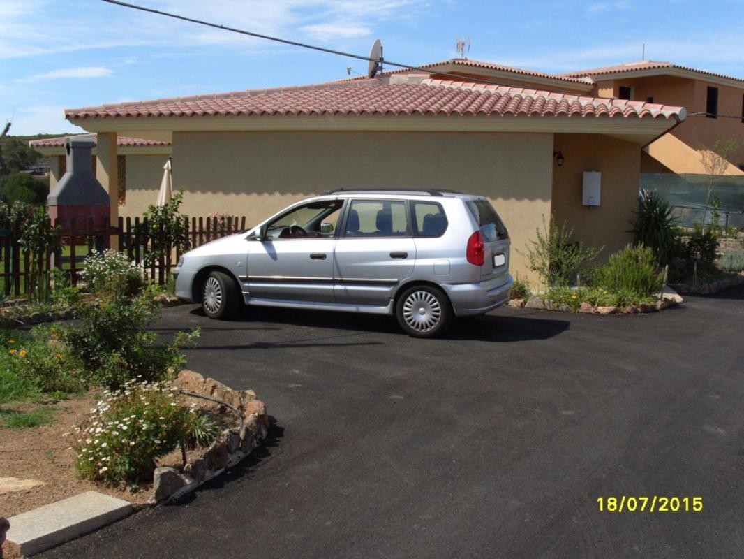 Casadelfaro Con Giardino A Pittulongu 600Metri Dalla Spiaggia Villa Olbia Exterior foto